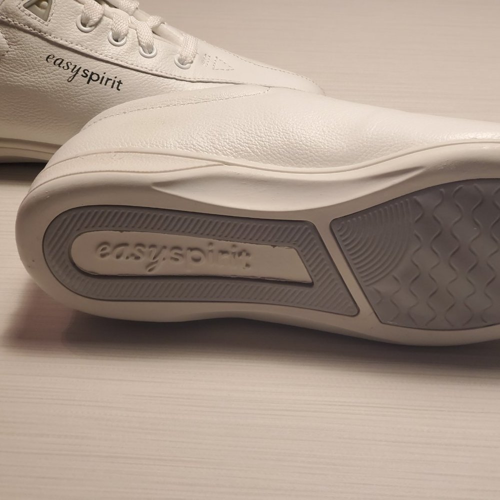 Walking/Tennis Shoes